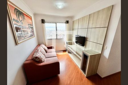 Sala de apartamento para alugar com 3 quartos, 70m² em Vila Basileia, São Paulo
