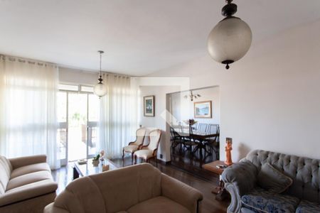 Sala de casa à venda com 4 quartos, 239m² em Glória, Belo Horizonte