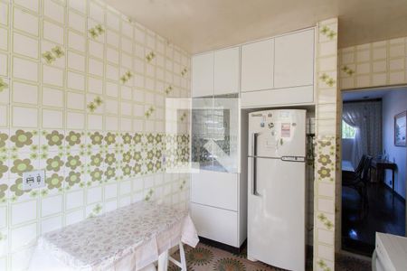 Cozinha de casa para alugar com 4 quartos, 239m² em Glória, Belo Horizonte