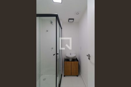 Banheiro de apartamento para alugar com 1 quarto, 25m² em Barra Funda, São Paulo