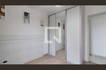 Quarto 1 de apartamento para alugar com 3 quartos, 65m² em Vila Araguaia, São Paulo