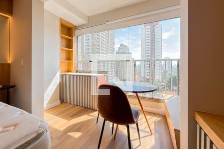Varanda  de kitnet/studio à venda com 1 quarto, 28m² em Vila Mariana, São Paulo