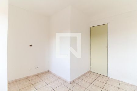 Sala/Quarto de casa para alugar com 1 quarto, 50m² em Conjunto Residencial José Bonifácio, São Paulo