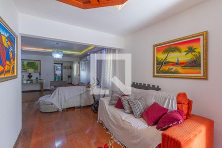 Sala de casa à venda com 3 quartos, 60m² em Niterói, Canoas