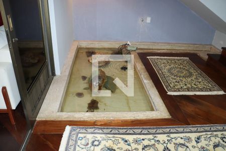 Casa de Condomínio para alugar com 4 quartos, 970m² em Bosque do Vianna, Cotia