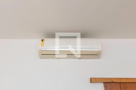 Sala de casa para alugar com 3 quartos, 150m² em Olaria, Rio de Janeiro