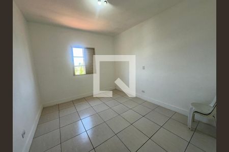 Quarto 2 de casa à venda com 2 quartos, 65m² em Jardim Regina Alice, Barueri
