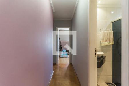 Corredor de apartamento para alugar com 3 quartos, 81m² em Vila Mogilar, Mogi das Cruzes