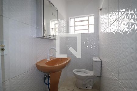 Banheiro Quarto 1 suíte de casa para alugar com 2 quartos, 77m² em Parque Marajoara, Santo André