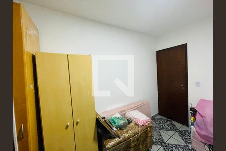 Quarto 2 de apartamento para alugar com 2 quartos, 52m² em Jardim Iporanga, Guarulhos