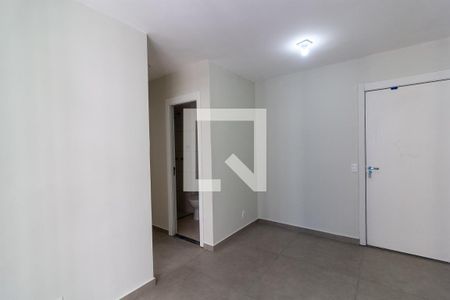 Sala de apartamento para alugar com 2 quartos, 39m² em Usina Piratininga, São Paulo