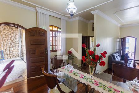 Sala 2 de casa à venda com 3 quartos, 269m² em Alvorada, Belo Horizonte