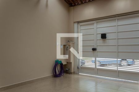 Garagem de casa à venda com 2 quartos, 130m² em Jardim Valdibia, São Bernardo do Campo