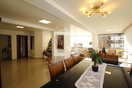 Sala de apartamento para alugar com 3 quartos, 240m² em Jardim Itu, Porto Alegre
