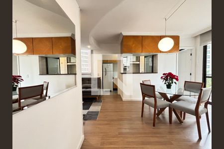 Sala de apartamento para alugar com 1 quarto, 70m² em Moema, São Paulo