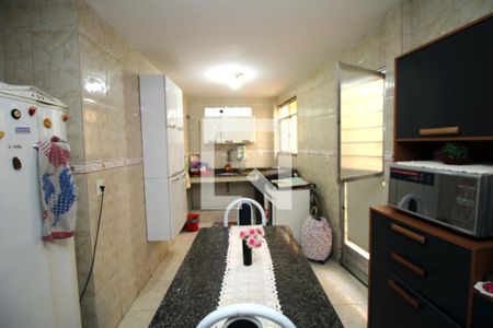 Cozinha de casa à venda com 2 quartos, 82m² em Irajá, Rio de Janeiro