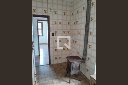 Cozinha de apartamento para alugar com 3 quartos, 83m² em Cidade Baixa, Porto Alegre