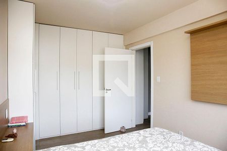 Quarto 1 de apartamento à venda com 2 quartos, 75m² em Floresta, Porto Alegre