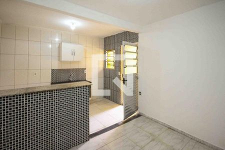 Sala de casa para alugar com 1 quarto, 35m² em Cidade Satelite Santa Barbara, São Paulo