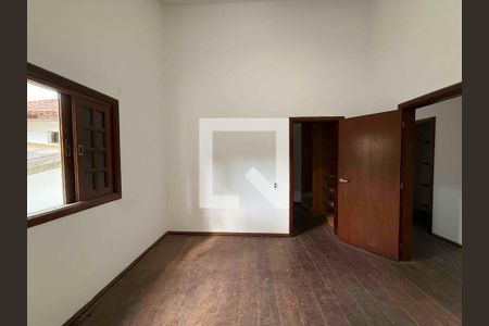 Casa à venda com 3 quartos, 380m² em City América, São Paulo