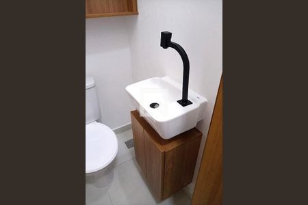 Casa à venda com 3 quartos, 100m² em Jardim Caravelas, São Paulo