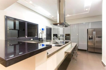 Casa à venda com 5 quartos, 695m² em Campo Belo, São Paulo