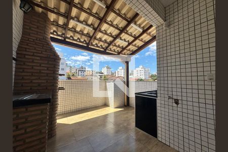 Apartamento à venda com 3 quartos, 180m² em Inconfidentes, Contagem