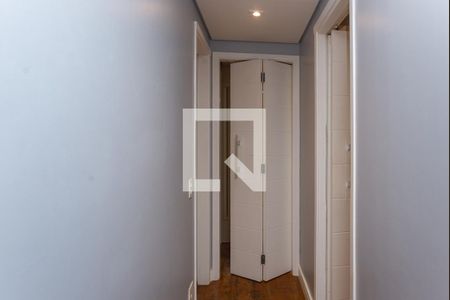 Corredor de apartamento para alugar com 2 quartos, 60m² em Alto da Lapa, São Paulo