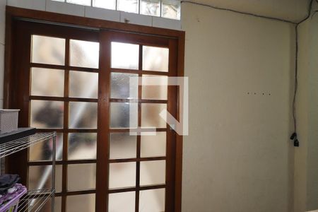Área de Serviço de casa para alugar com 2 quartos, 270m² em Jardim Itapoan, Santo André