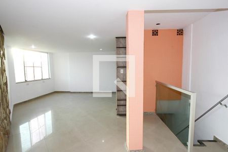 Sala de casa para alugar com 3 quartos, 150m² em Vila Oeste, Belo Horizonte