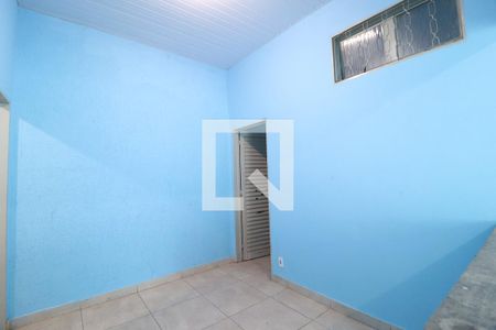 Sala de casa para alugar com 2 quartos, 113m² em Tibery, Uberlândia