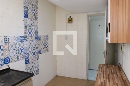 Cozinha e Área de Serviço de apartamento para alugar com 2 quartos, 80m² em Setor Aeroporto, Goiânia