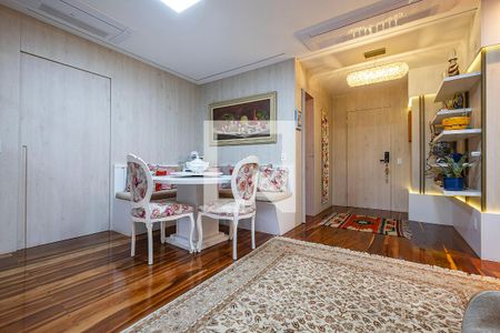 Sala de apartamento à venda com 2 quartos, 151m² em Vila Madalena, São Paulo