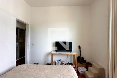 Quarto de apartamento à venda com 2 quartos, 80m² em Laranjeiras, Rio de Janeiro