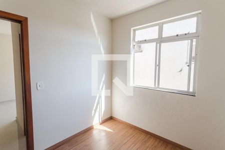 Quarto 2 de apartamento para alugar com 2 quartos, 74m² em Boa Vista, Belo Horizonte