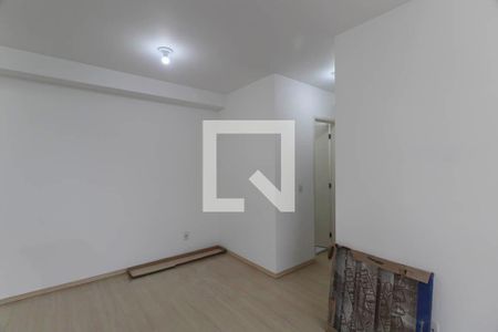 Sala de apartamento para alugar com 2 quartos, 55m² em Vila Ivone, São Paulo
