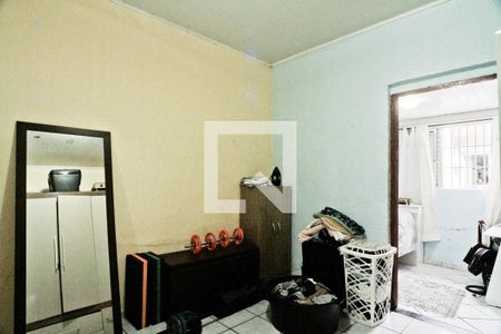 Casa à venda com 5 quartos, 285m² em Vila Carbone, São Paulo