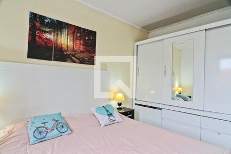 Casa à venda com 5 quartos, 285m² em Vila Carbone, São Paulo