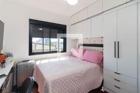 Quarto de apartamento à venda com 1 quarto, 44m² em Azenha, Porto Alegre