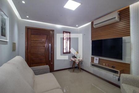 Sala de casa à venda com 2 quartos, 100m² em Hípica, Porto Alegre