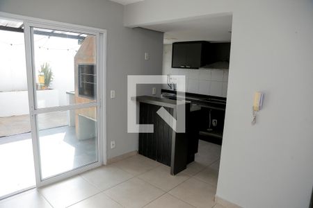 Sala de casa de condomínio para alugar com 3 quartos, 96m² em Mário Quintana, Viamão