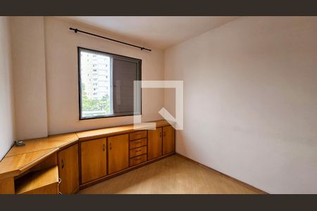 Quarto 1 de apartamento para alugar com 2 quartos, 50m² em Jardim Virginia Bianca, São Paulo