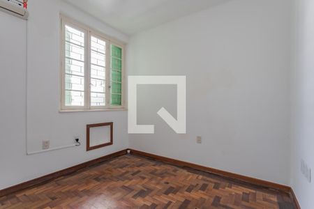 Quarto 1 de apartamento para alugar com 2 quartos, 78m² em Rio Branco, Porto Alegre