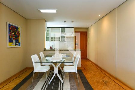 Sala  de apartamento à venda com 2 quartos, 58m² em Santo Amaro, São Paulo