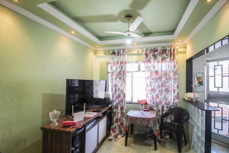 Sala de casa para alugar com 2 quartos, 150m² em Olinda, Nilópolis
