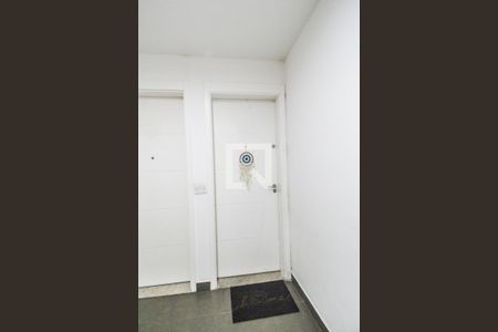 Entrada de apartamento à venda com 3 quartos, 71m² em Centro, Barueri
