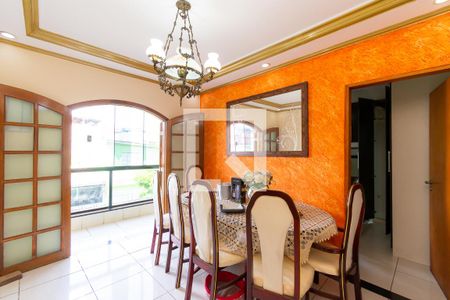 Sala de Jantar de casa para alugar com 4 quartos, 220m² em Parque Santa Madalena, São Paulo