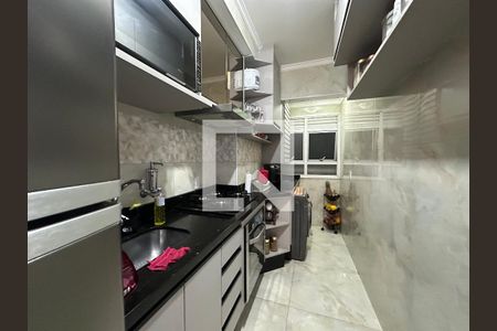 Cozinha de apartamento à venda com 2 quartos, 57m² em Bethaville I, Barueri