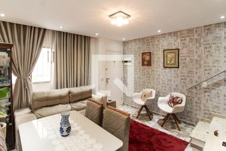 Sala de casa de condomínio à venda com 2 quartos, 65m² em Vila Nelson, São Paulo