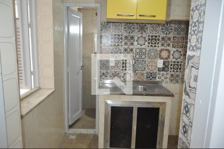 Casa para alugar com 1 quarto, 46m² em Sampaio, Rio de Janeiro